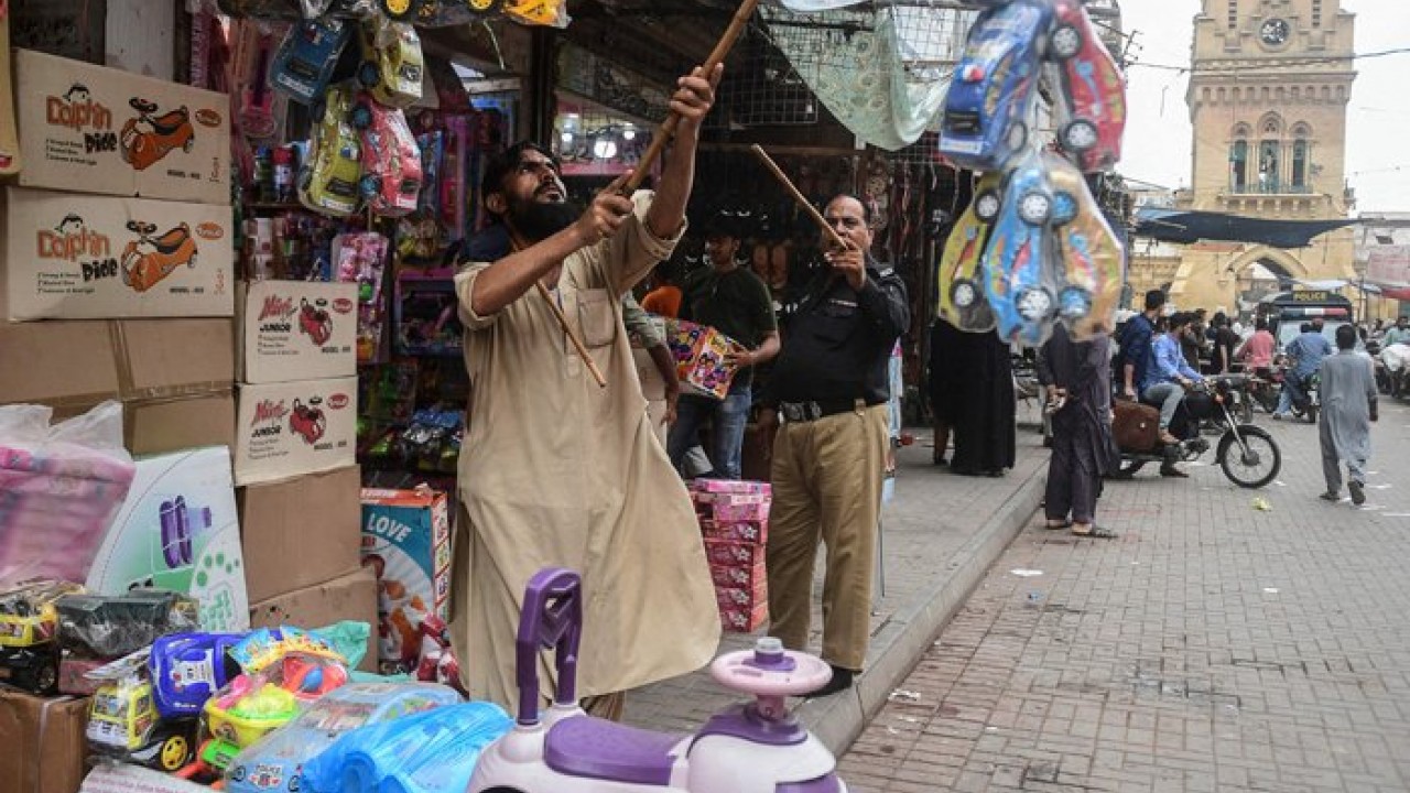سندھ حکومت نے جمعہ کا لاک ڈاؤن ختم کردیا
