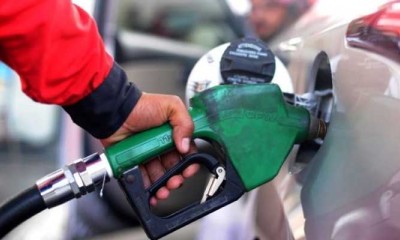 حکومت کا پیٹرولیم منصوعات کی قیمتوں میں 30 روپے فی لیٹر اضافےکا اعلان