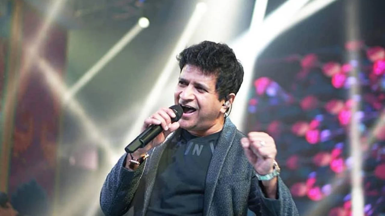 Renowned Indian singer KK dies from heart attack while performing in Kolkata