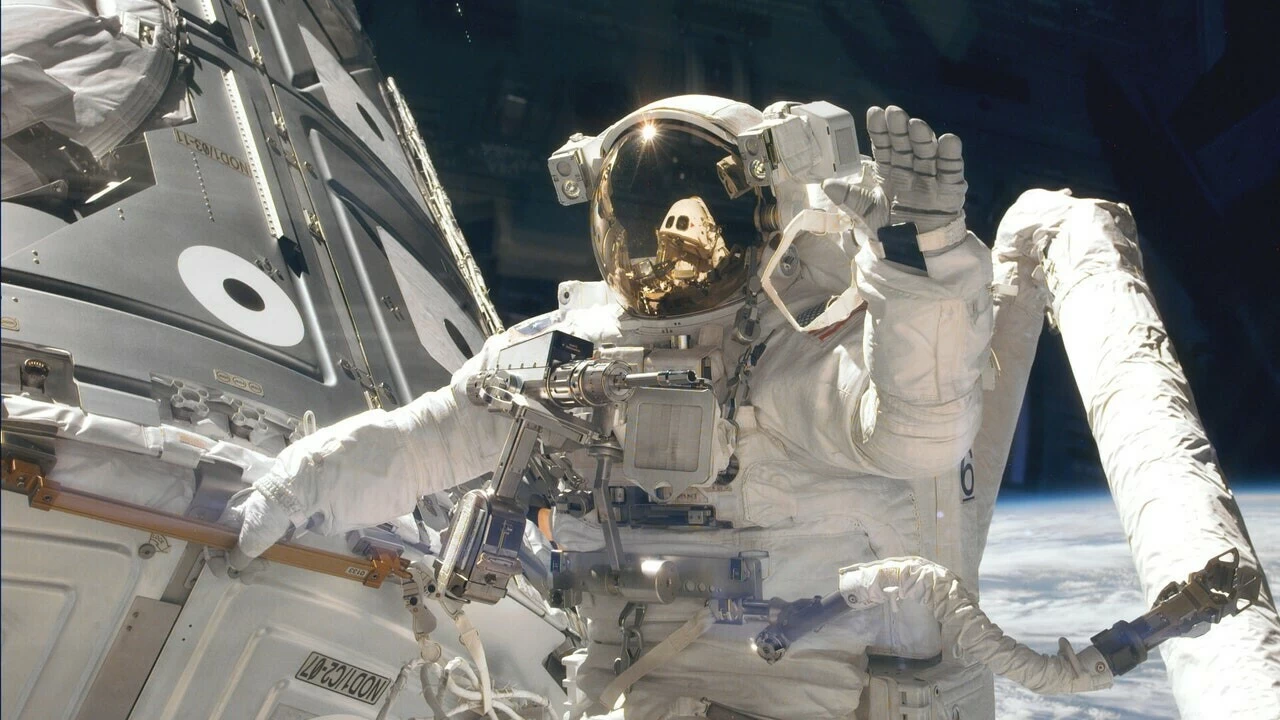 NASA awards two contracts for next-generation spacesuits