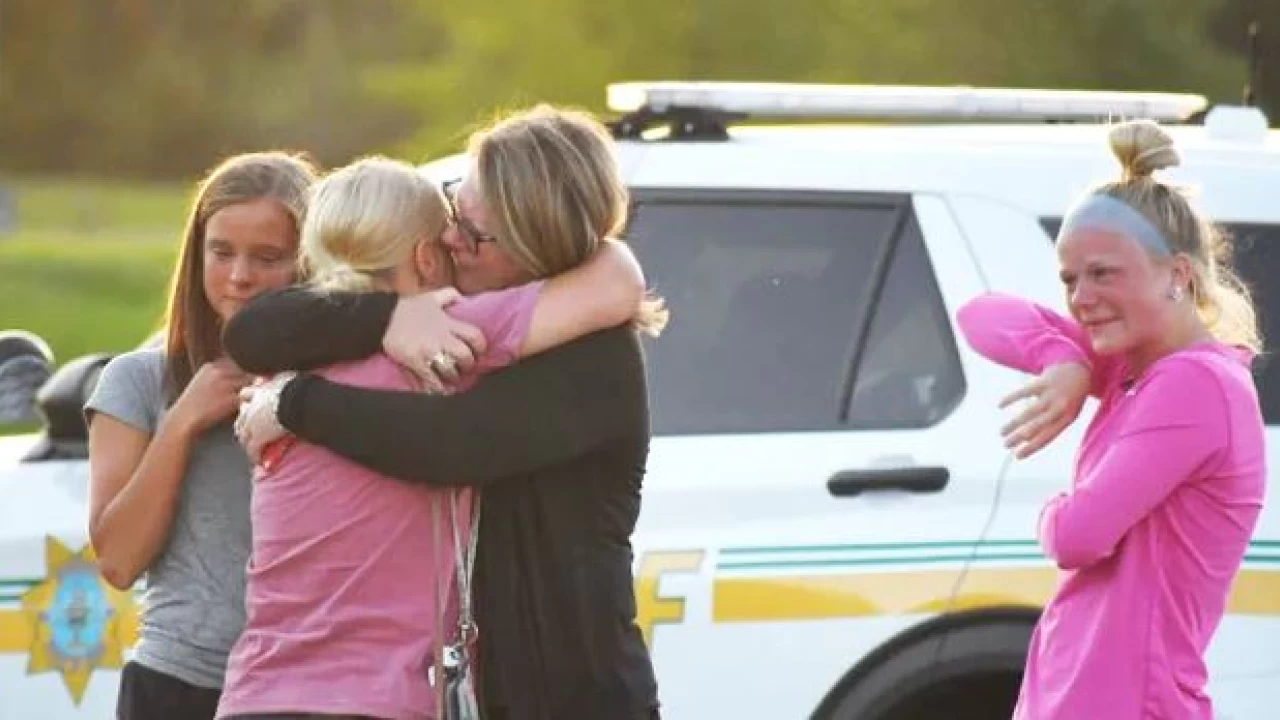 Man kills two women, self in Iowa church shooting  