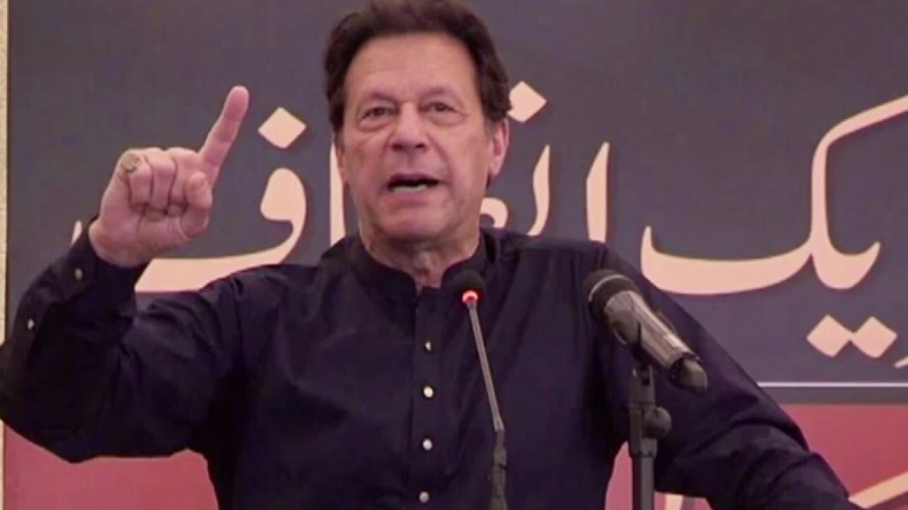 Imran hints at revealing date for 'biggest protest in Pakistan's history' within next few days