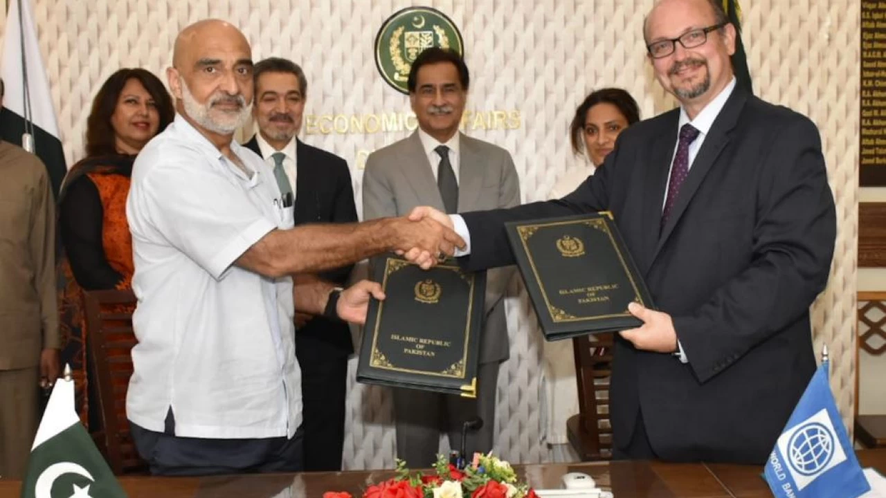 Pakistan, World Bank sign $85 million housing finance project