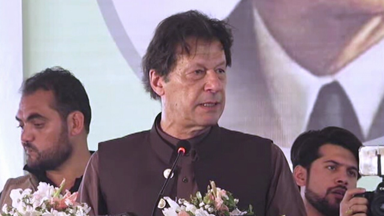 قوم  کھڑی نہ  ہوئی تو کوئی وزیراعظم  آزاد خارجہ پالیسی نہیں بنا سکے گا : عمران خان 