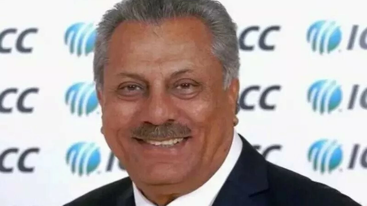 Cricket legend Zaheer Abbas’s health deteriorates; admitted to ICU 