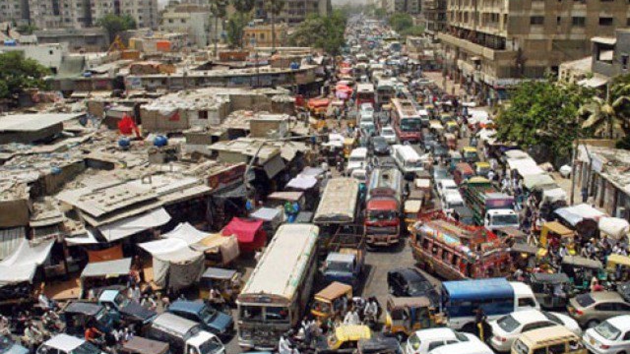 دنیا میں بدترین رہائش کے حامل شہروں میں کراچی کا  پانچواں نمبر