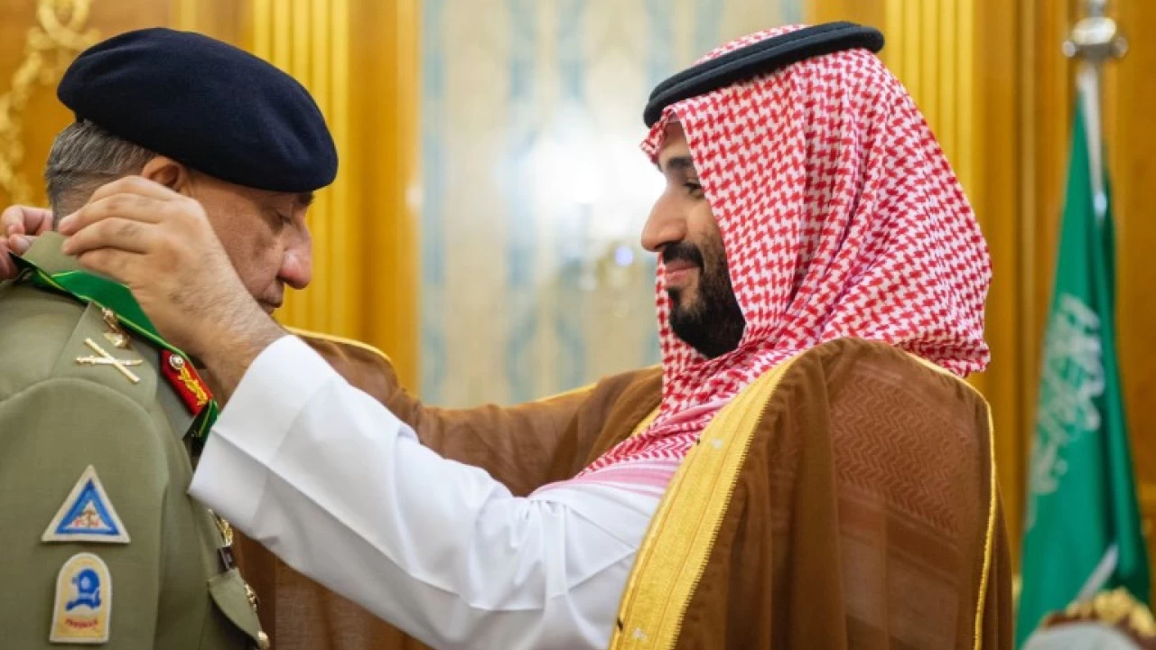 Saudi Arabia confers Order of King Abdulaziz on Pakistan’s Army Chief