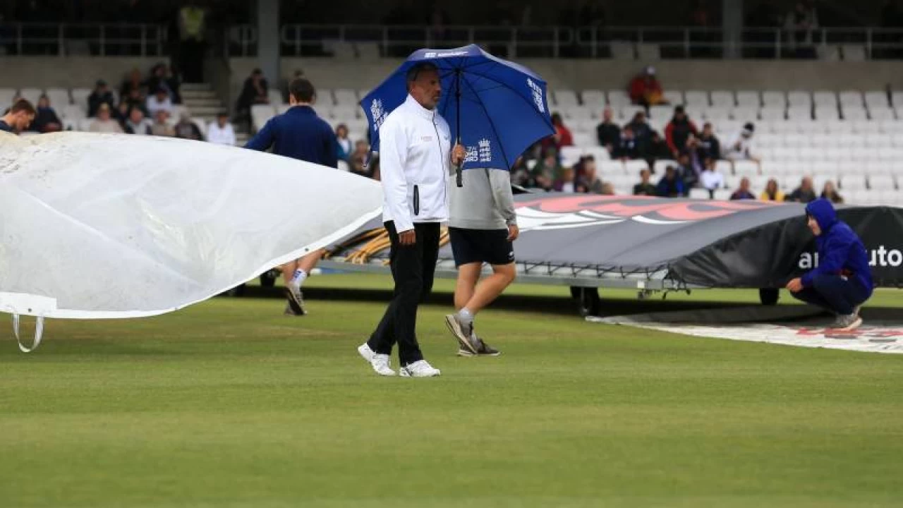 Rain delays England bid for New Zealand series sweep