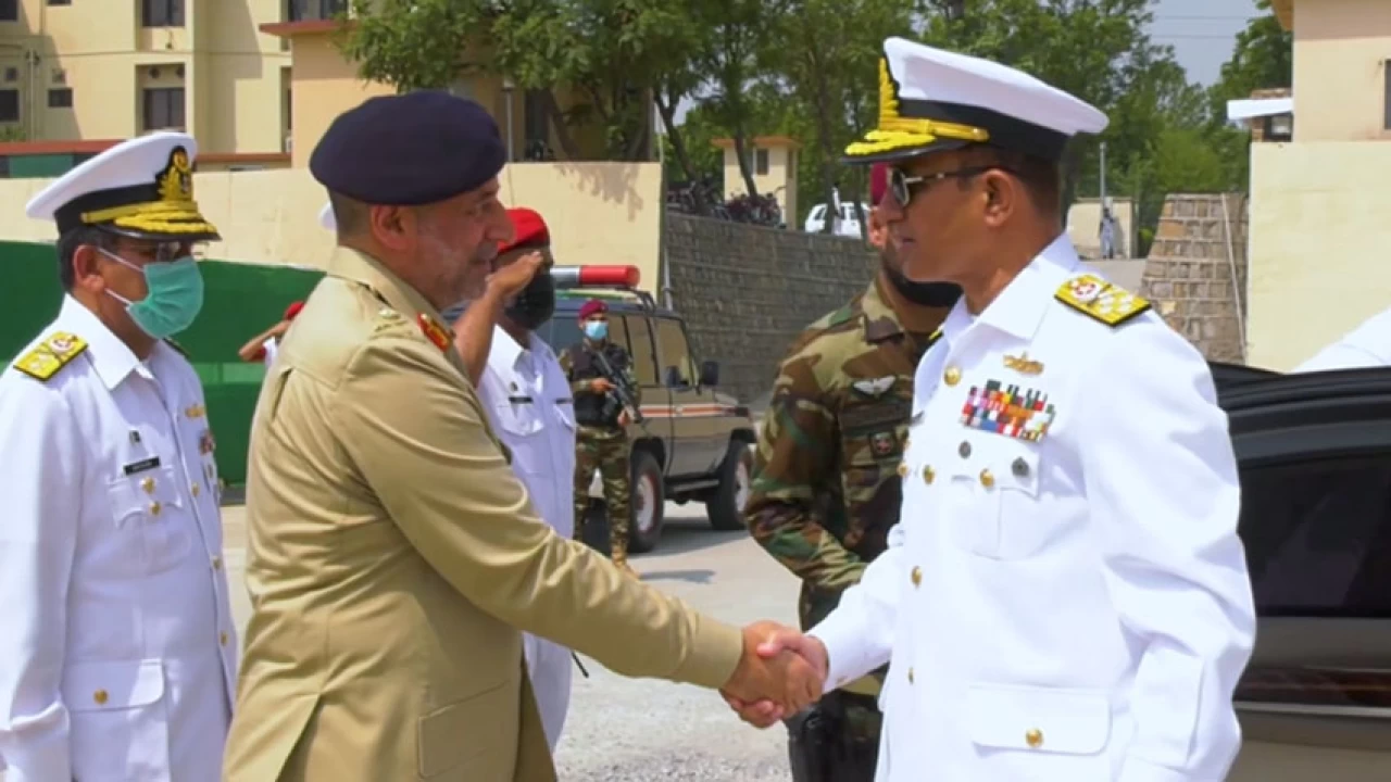 Participants of National Security and War Course visit Naval Headquarters, Islamabad