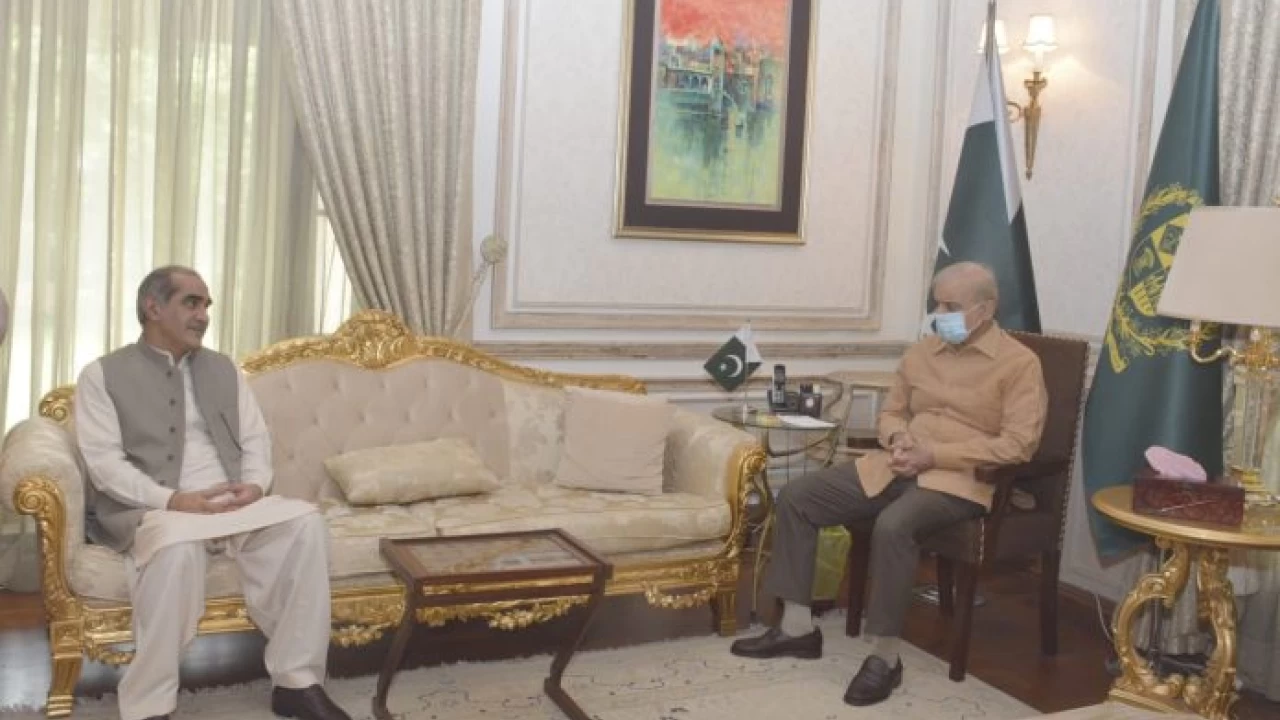 Saad Rafique briefs PM Shehbaz on reforms