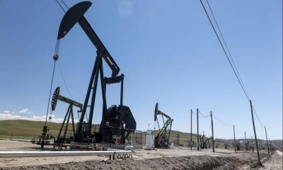 Oil tumbles over 9pc, breaks below $100 as recession fears mount