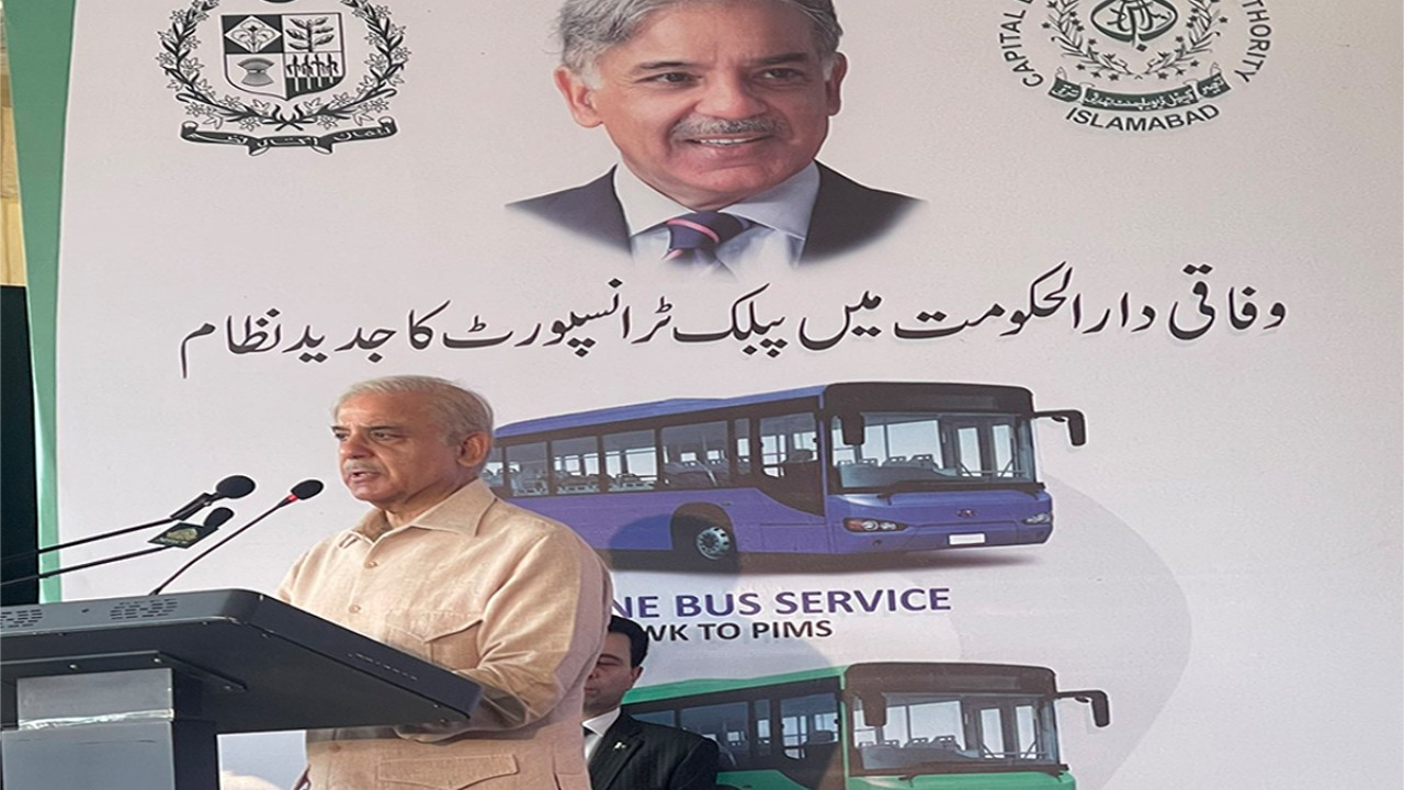 اسلام آباد، راولپنڈی میں گرین و بلیو  لائن بس سروس کا افتتاح ، ایک ماہ تک مفت سفرکی سہولت 