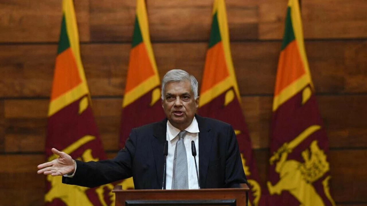 Sri Lanka begins vote to elect new president