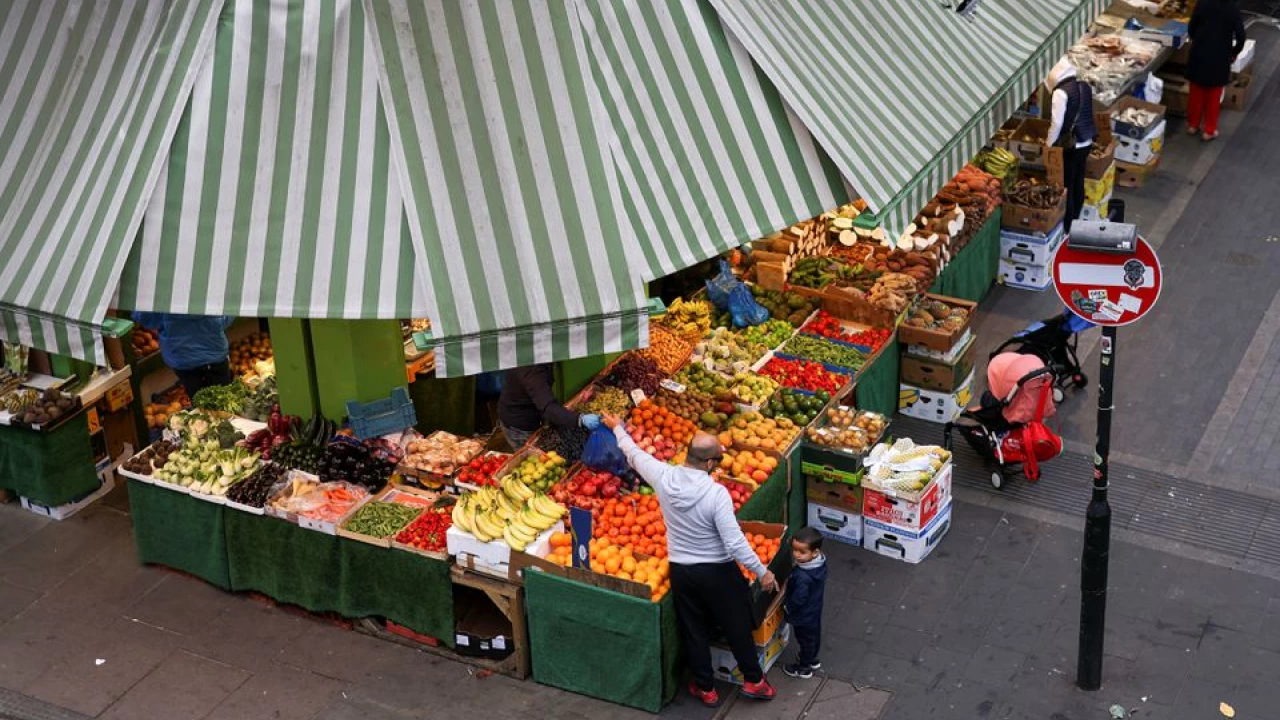 UK inflation hits new 40-year high of 9.4pc, estimates suggest