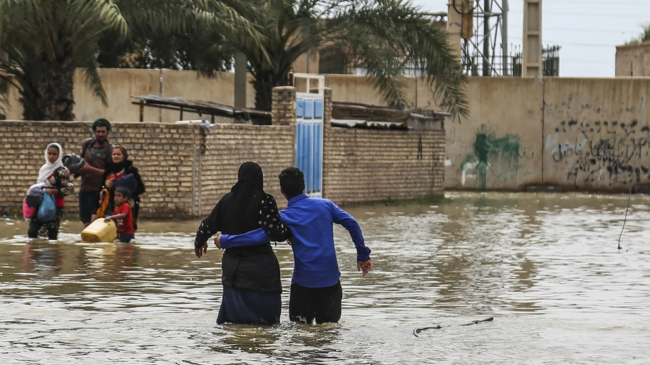 21 killed in Iran flash floods; six still missing 
