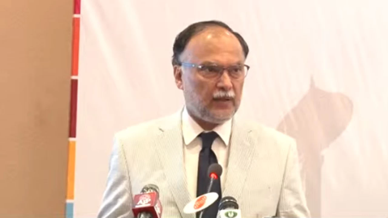 Ahsan calls for evolving broad national consensus to achieve development goals