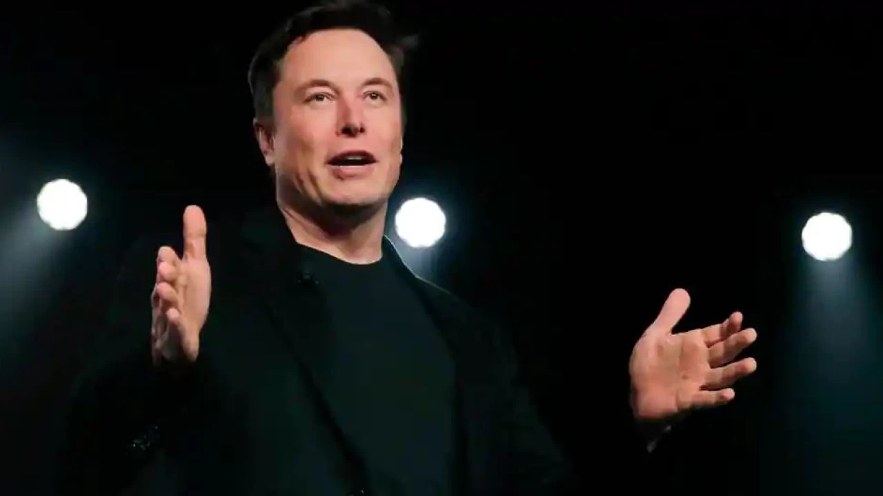 Musk challenges Twitter CEO to public debate on bots