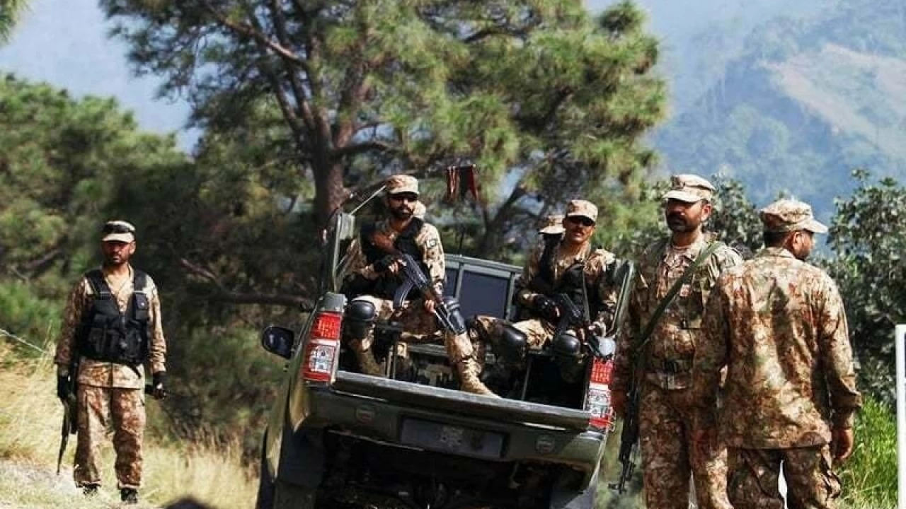 Four soldiers martyred in North Waziristan suicide attack: ISPR