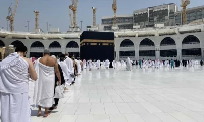 Saudi Arabia allows holders of tourist visas to perform Umrah