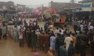 13 killed, five wounded in Rahim Yar Khan road mishap