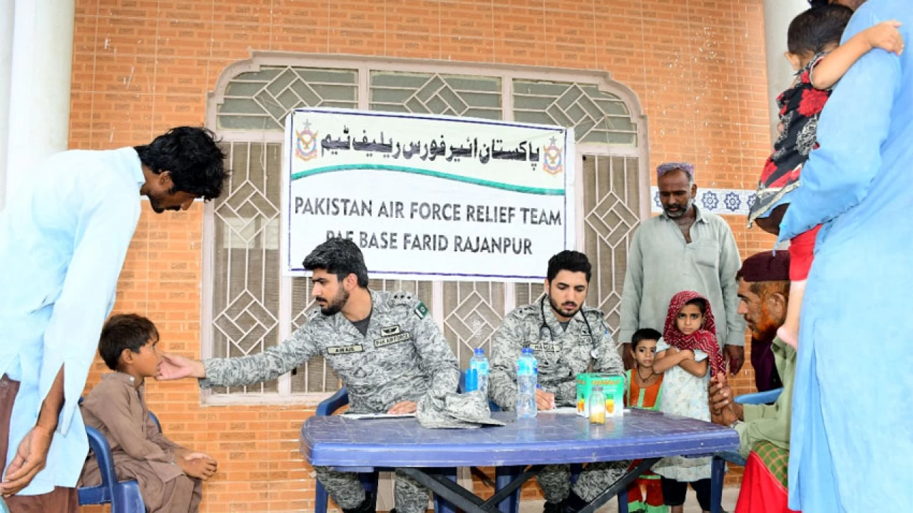 Relief operations for flood affectees in full swing by PAF in South Punjab Region