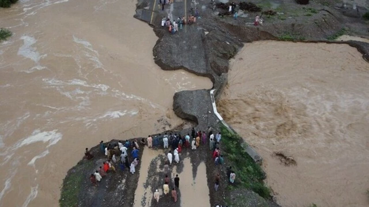 NDMA alerts provincial emergency Depts amid flash flooding in Balochistan