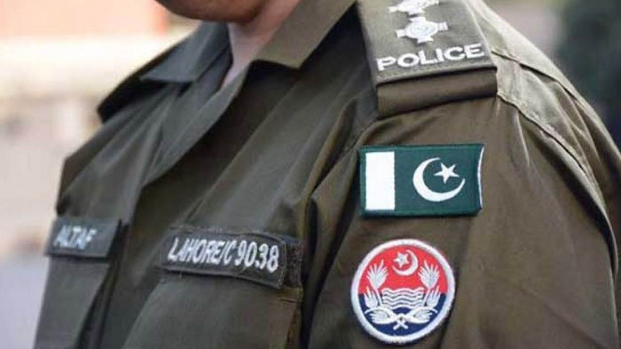 لاہور پولیس کا رات گئے بدمعاشوں اور قبضہ گروپوں کےخلاف آپریشن 