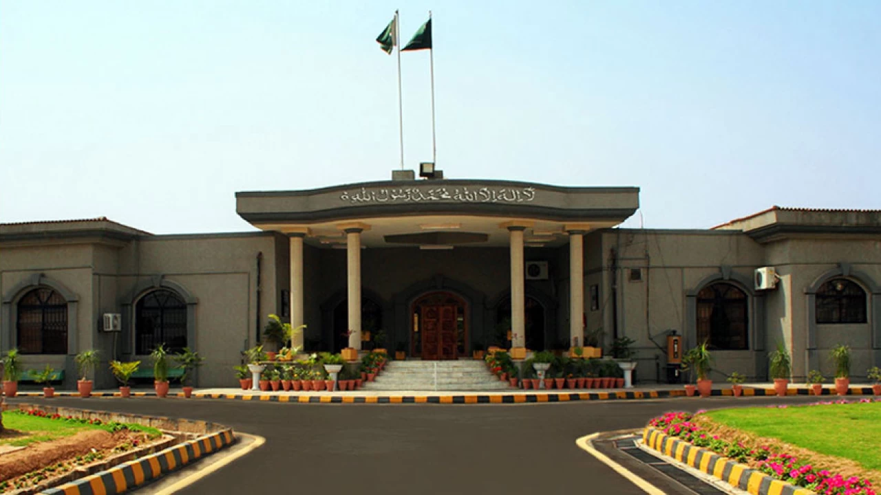 IHC larger bench to hear contempt case against Imran Khan today
