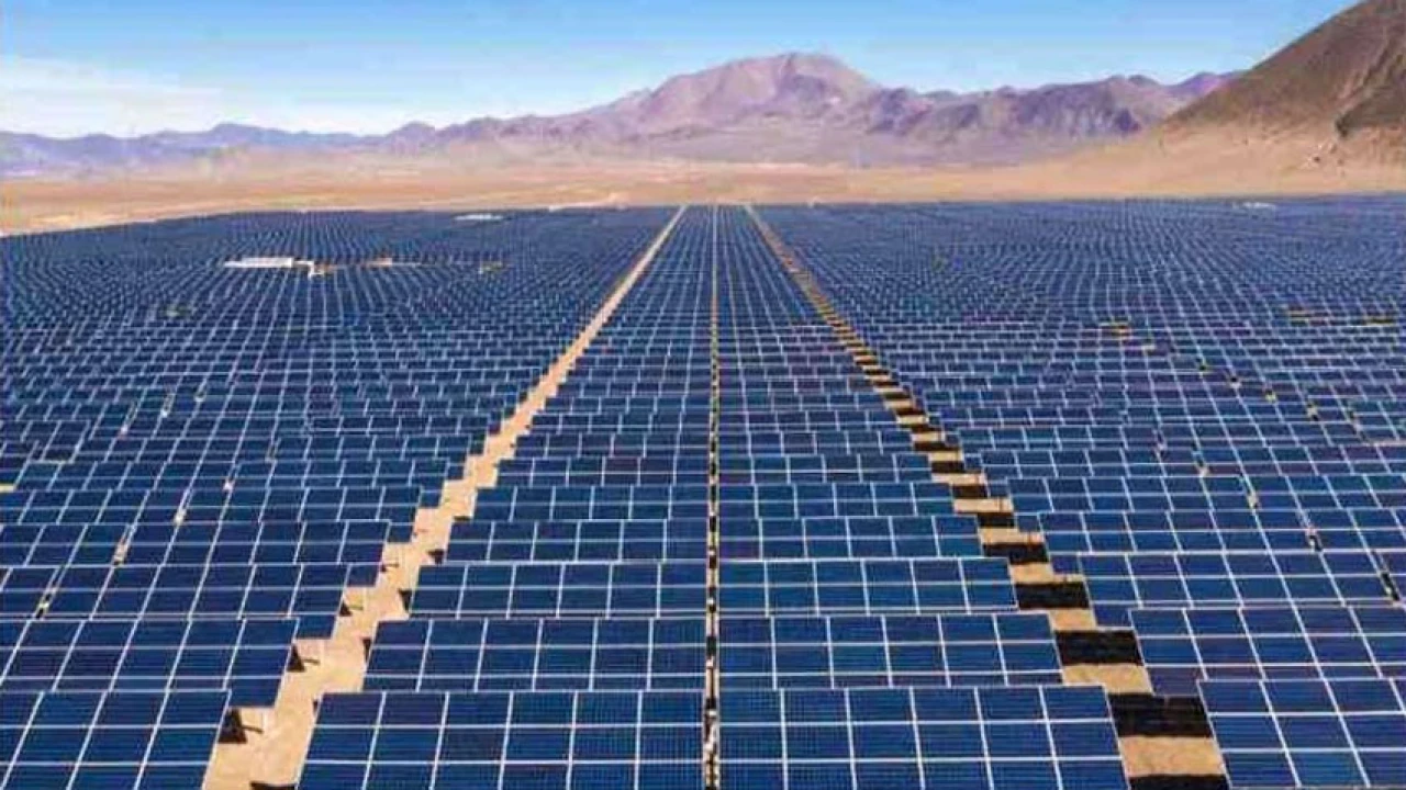 Chinese company to provide more solar panels to Pakistan