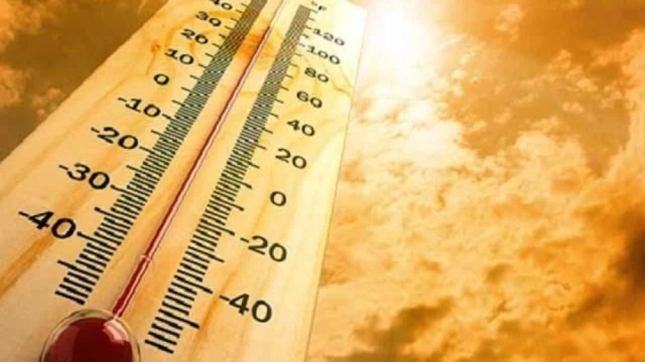 Met office forecasts hot, humid weather