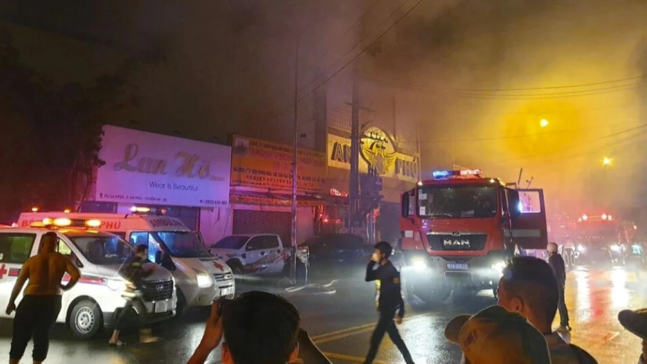 Karaoke bar fire leaves 32 dead in Vietnam