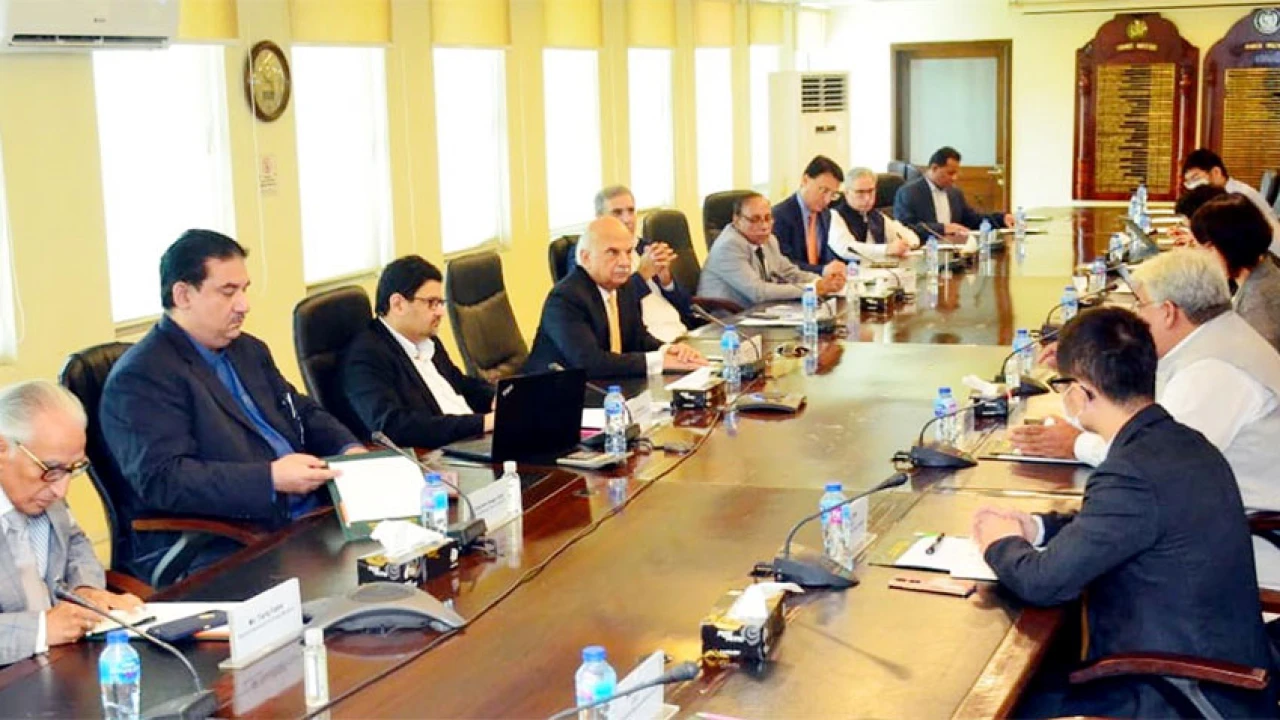 Miftah Ismail vows to provide all kind of facilities to Chinese investors in country