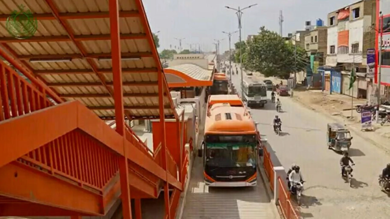 'Much-awaited' Orange Line bus service launched in Karachi