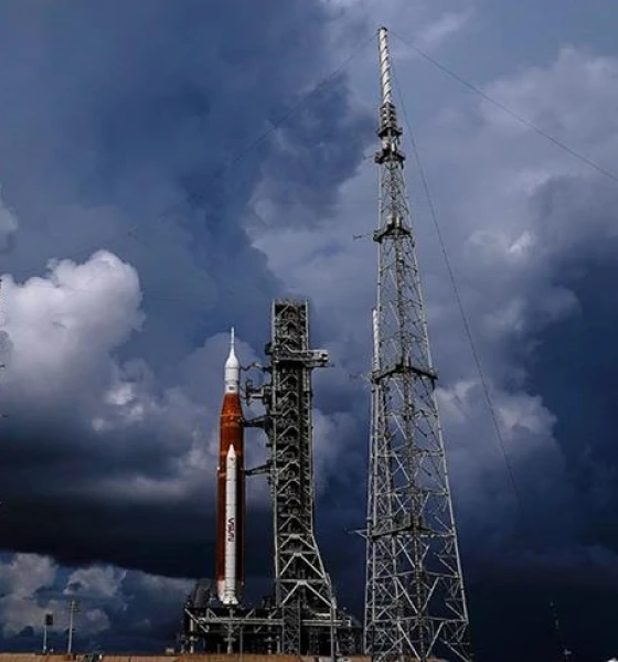 NASA scraps Tuesday Moon launch due to storm