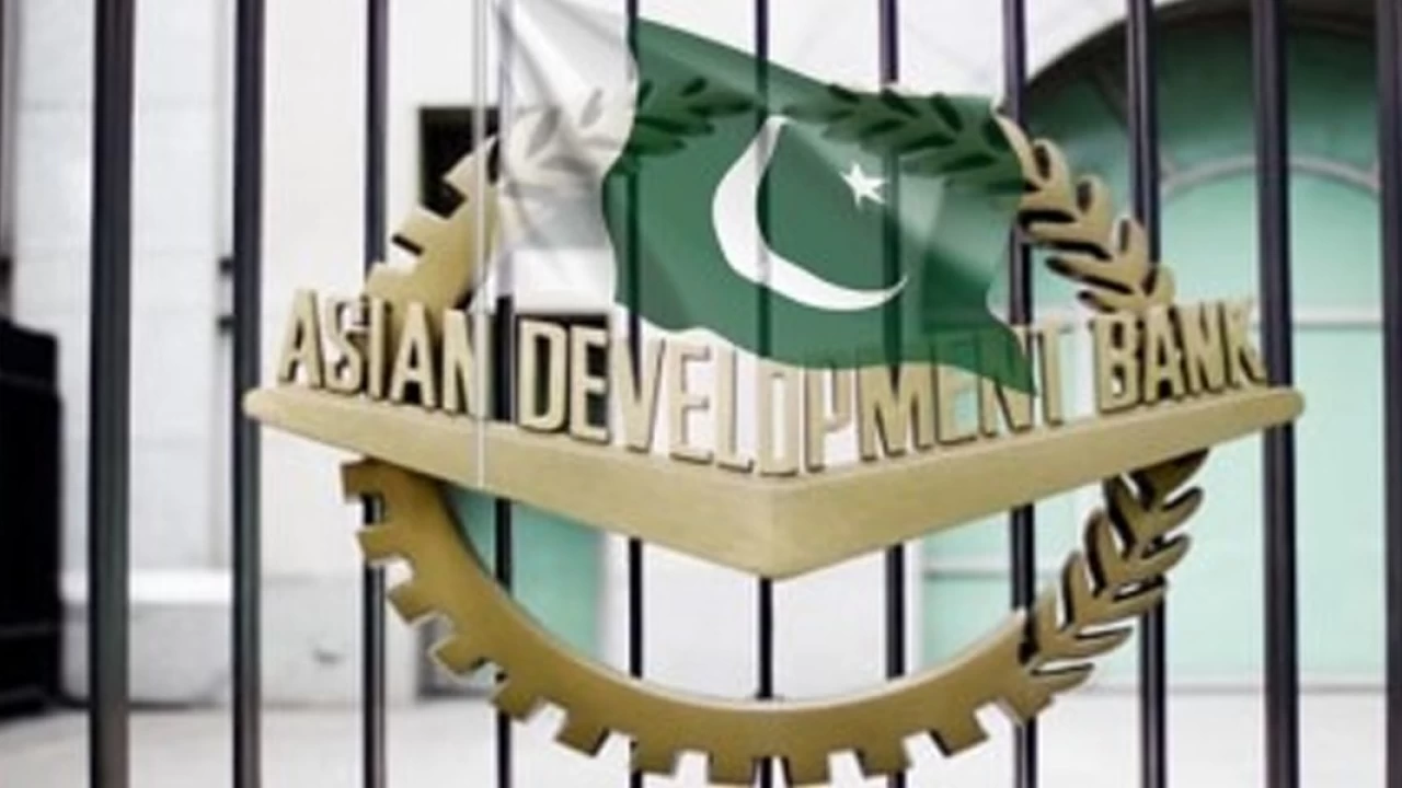 Pakistan’s economy to grow 4%, inflation to remain at 7.5% in current fiscal: ADB
