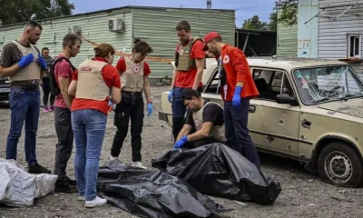 Russian forces shell Ukraine evacuation convoy, killing 24