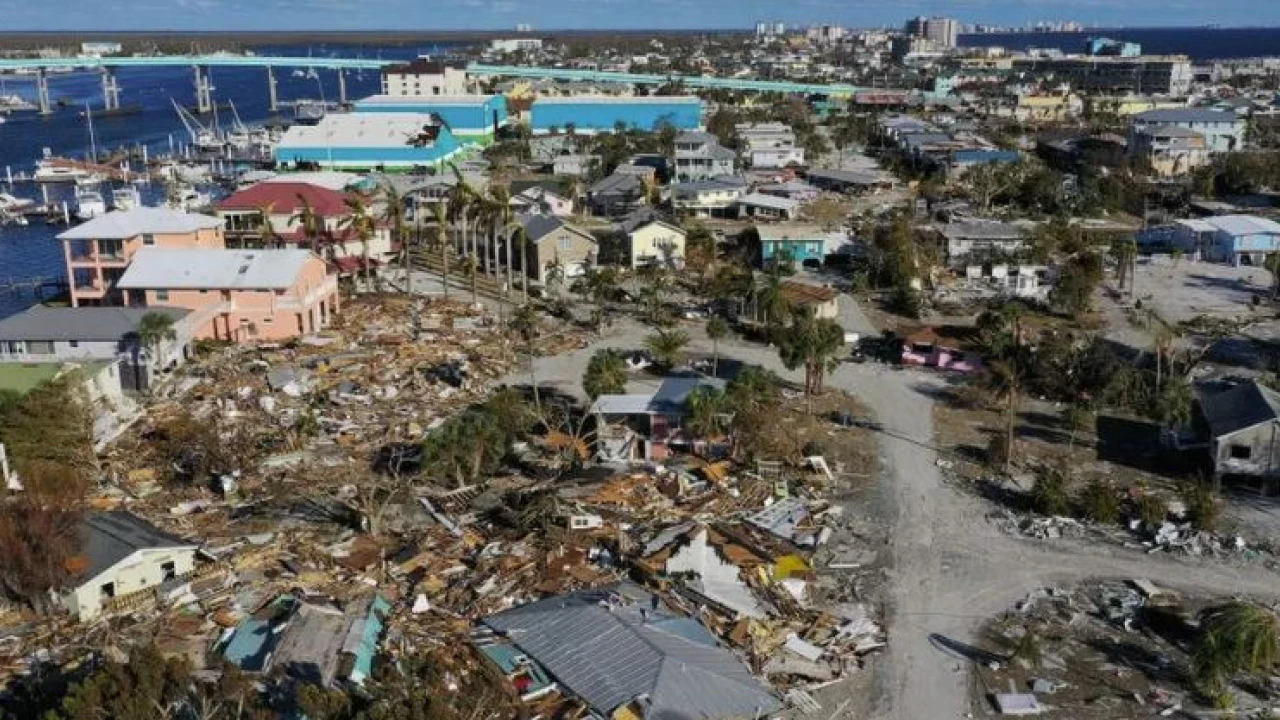 Hurricane Ian: Florida death toll rises to 90