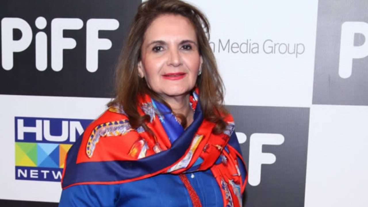 First Lady Samina Alvi tests positive for COVID-19