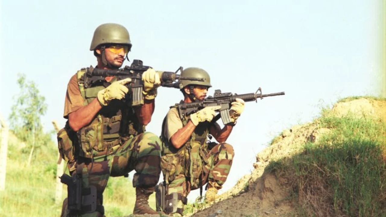 Security forces kill terrorist in Peshawar IBO: ISPR