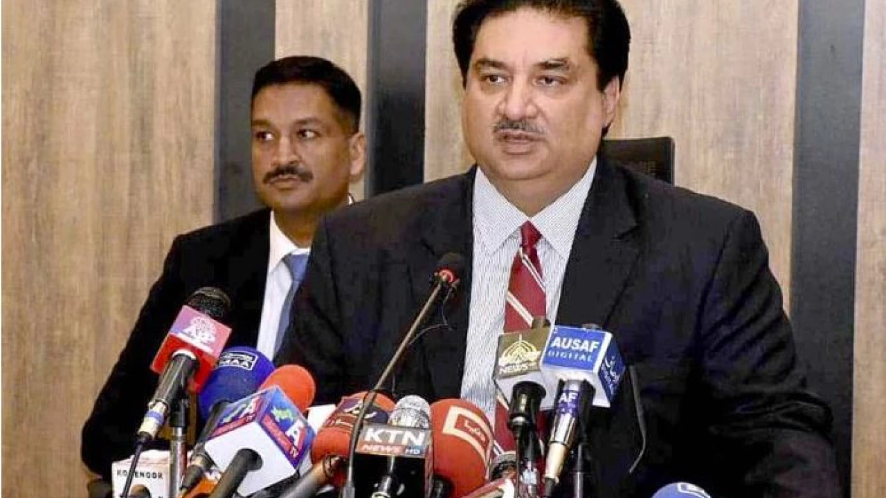Dastgir claims power generation from local Thar-coal to rise to 1,320MW in December