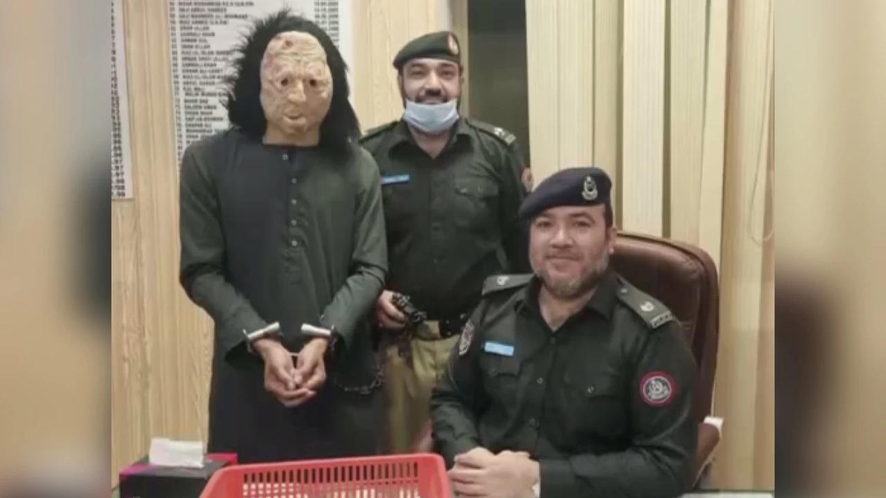 Peshawar man arrested for scaring people with ‘creepy mask’