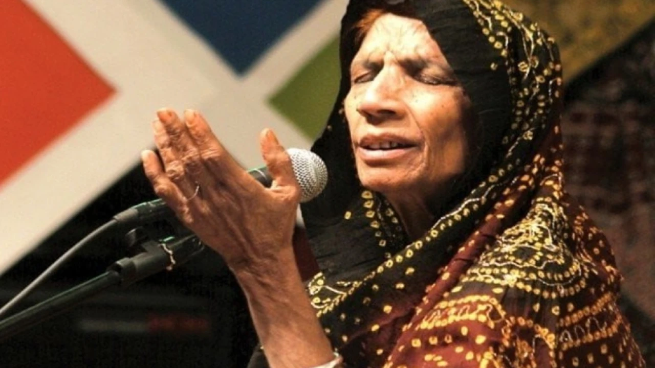 Folk singer Reshma remembered on ninth death anniversary