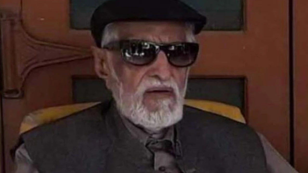 Seasoned politician Balakh Sher Mazari dies at 95
