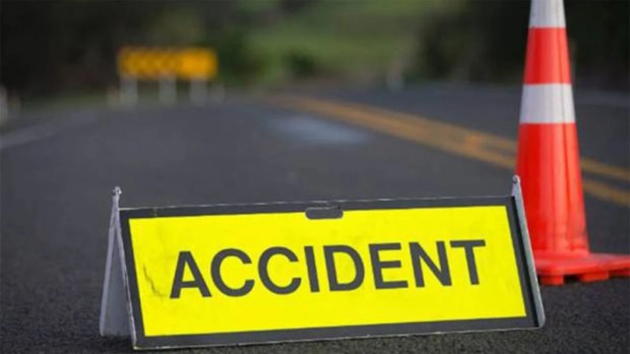 Two killed, seven injured in pick-up, auto collision
