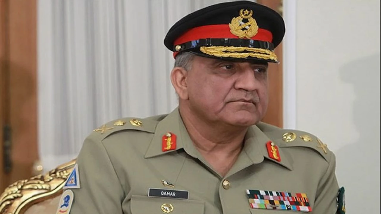 COAS Bajwa asks troops to stay focused on professional duties