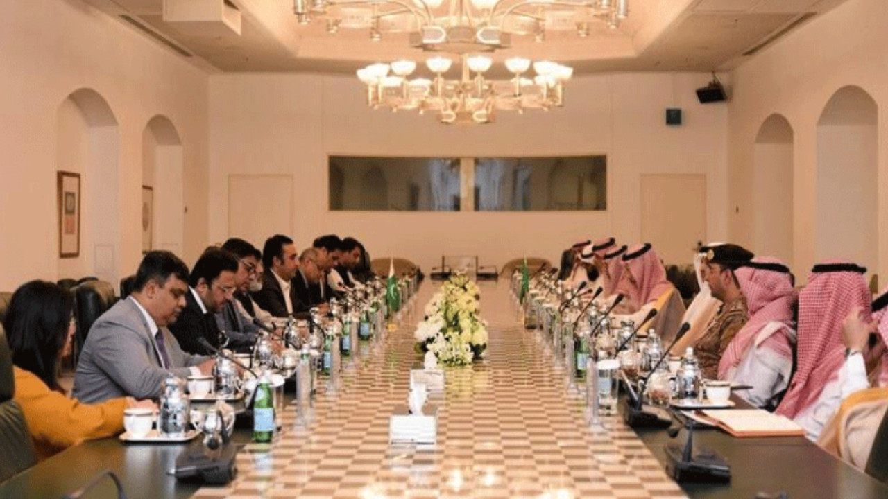 وزیر خارجہ کا سعودی عرب کی سلامتی کیلئےپاکستان کی مکمل حمایت کااعادہ