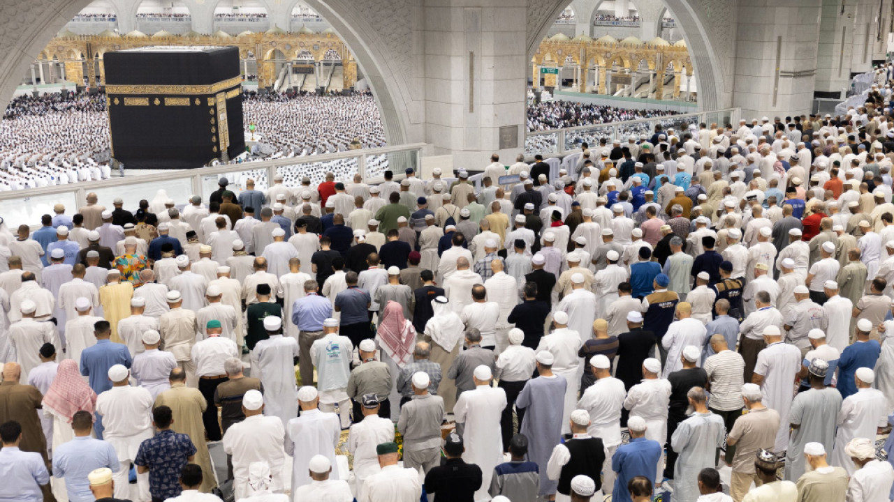 سعودی عرب کی مساجد میں نمازِ استسقاء کی ادائیگی
