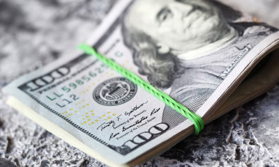امریکی ڈالر کی ایک بار پھر اونچی اڑان