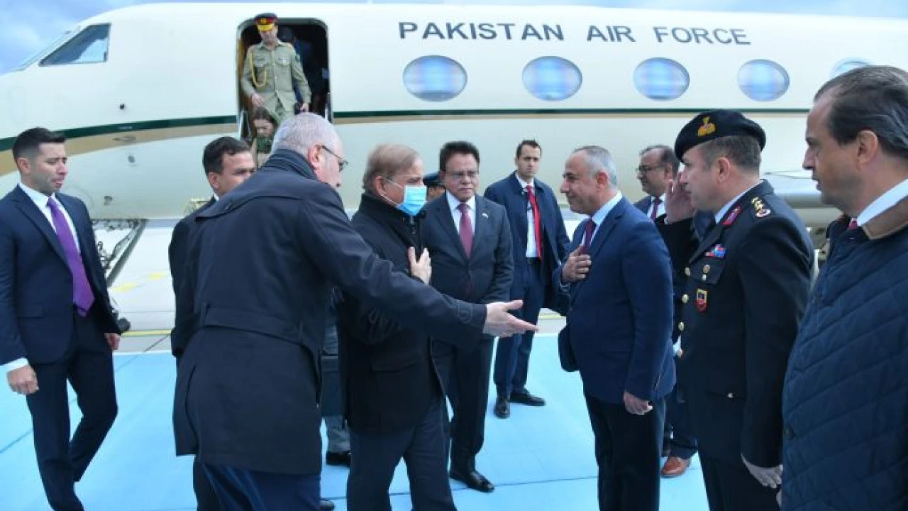 PM arrives in Turkiye on two-day official visit