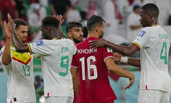 Senegal thrash Qatar to leave World Cup hosts on brink of early exit